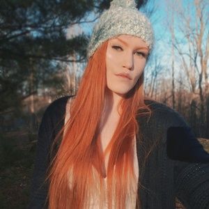 Meet your Posher, Carrie